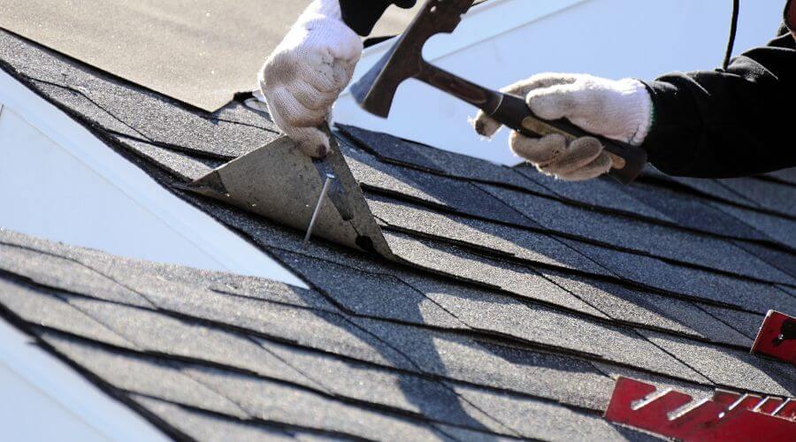 Expert flood damage restoration services in Breese, IL